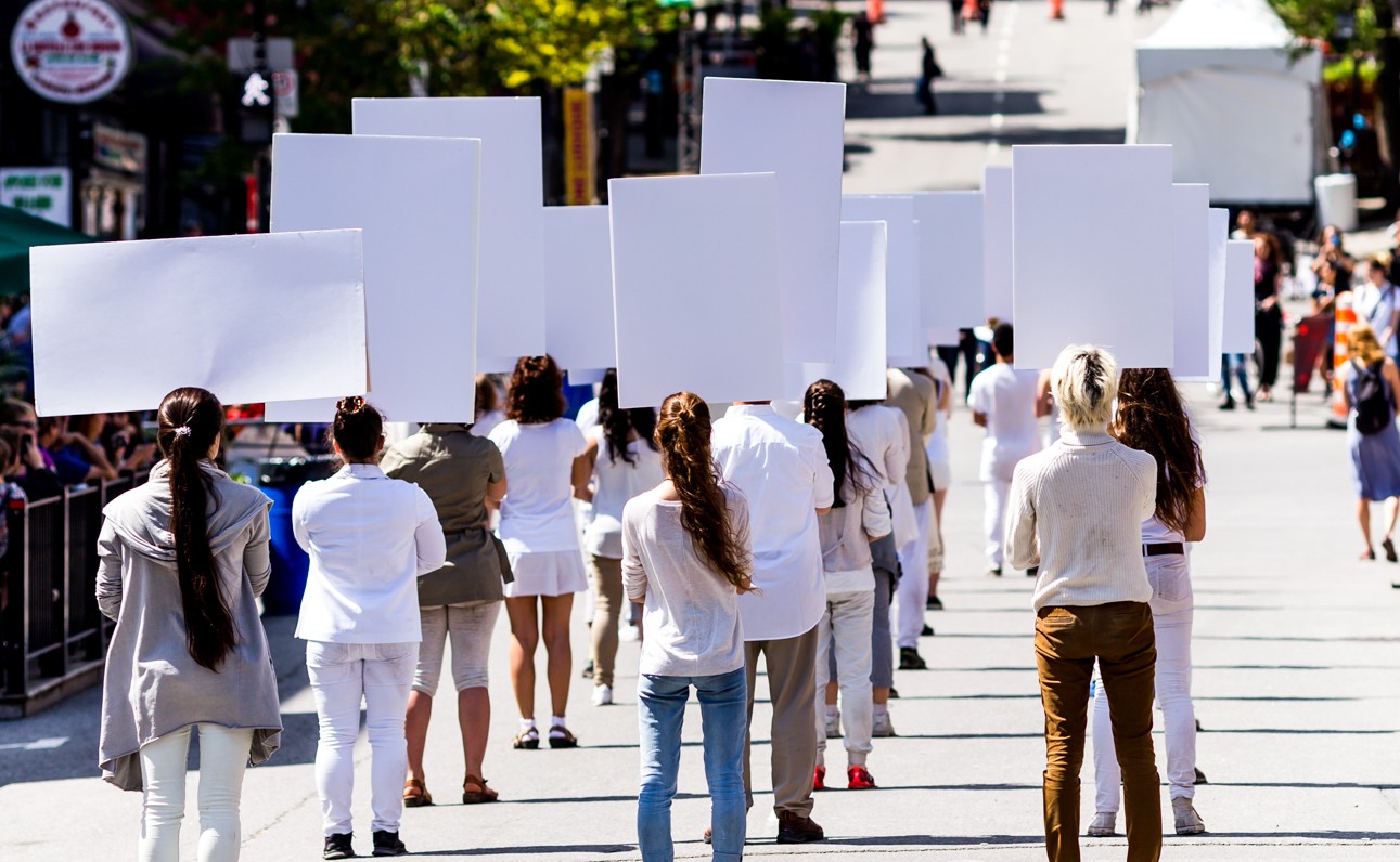 BLANK PLACARD DANCE KIDS